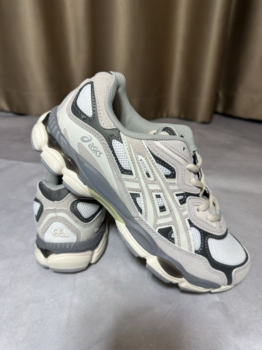 Кроссовки муж ASICS
