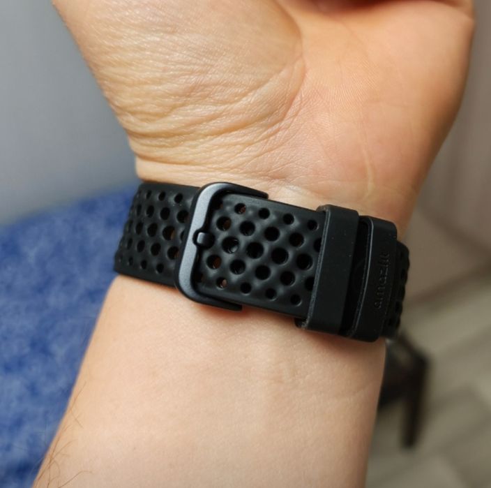 Часы Amazfit active max