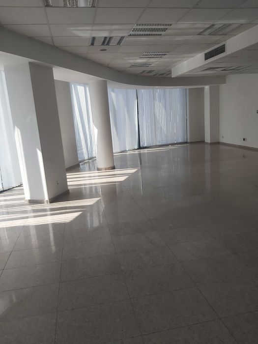 Дава се под наем Офис в София, Център - 160 кв.м за 2200 € - Снимка #8