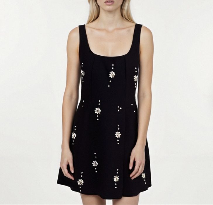 Дамска Рокля в Черен цвят