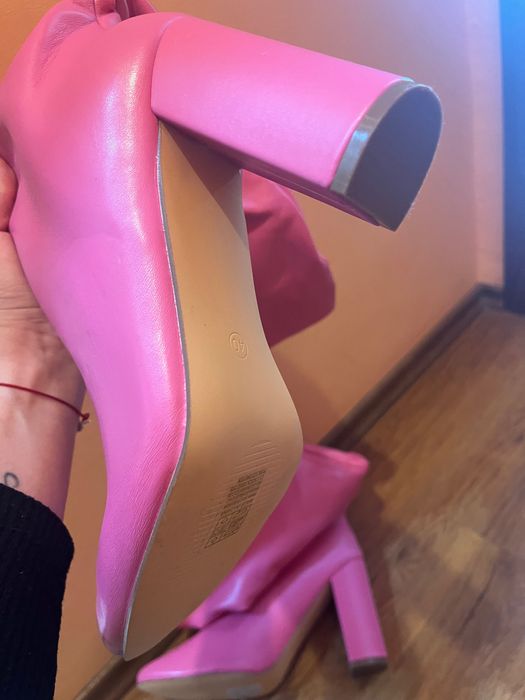 Дамски ботуши в розово