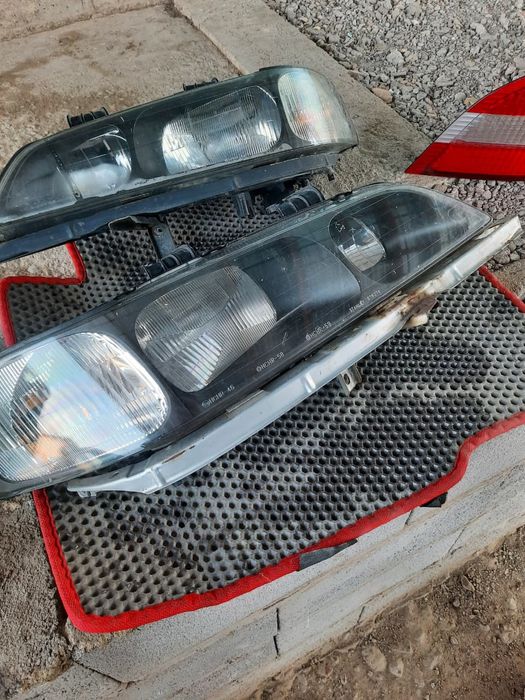 Фара передние honda accord