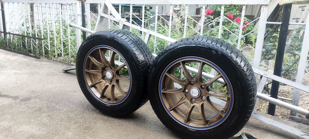 Продаются диски р16 комплект с резиной