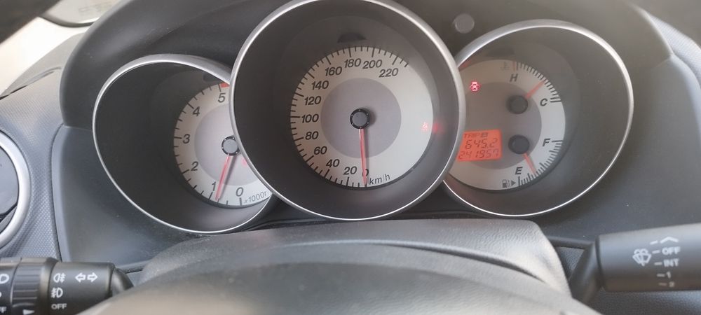 Mazda 3     2008