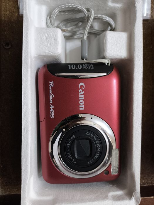 Цифровой фотоаппарат CANON Power Shot A 495