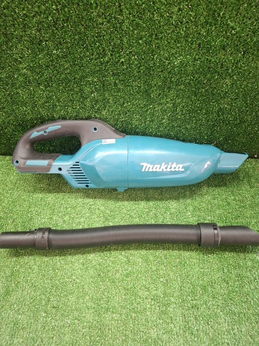 Безчеткова нова прахосмукачка на Makita DCL284F