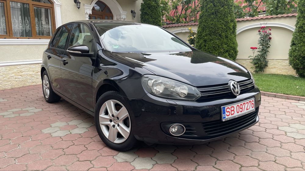 VOLKSWAGEN Golf 2010