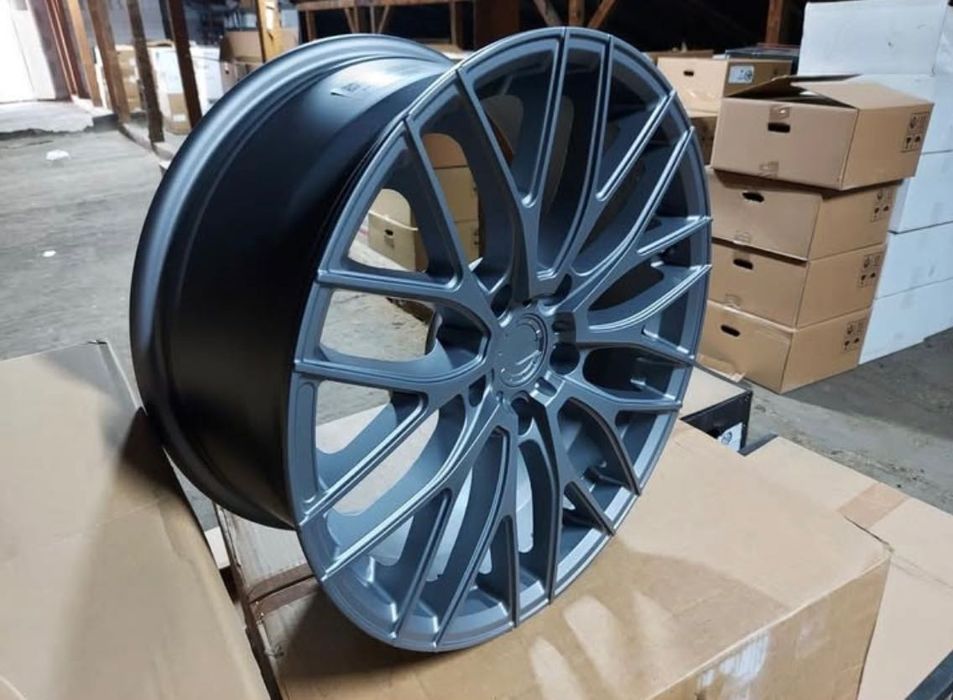 Jante sport  18 inch 2 lățimi 8j față \ 9j spate !
