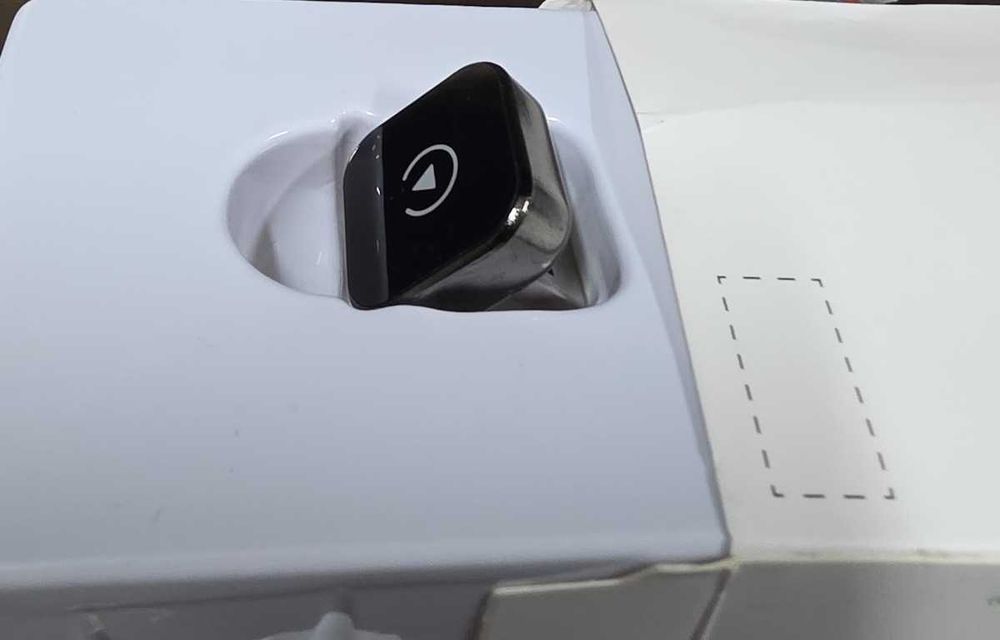 Микро безжичен адаптер за CarPlay & Android Auto 2025