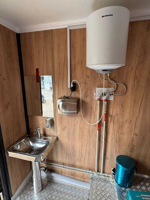 Общественный модульный туалет