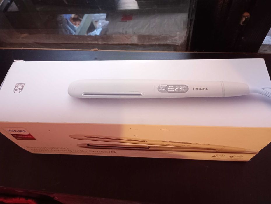 Преса Philips SenseIQ 8000 с йонизация