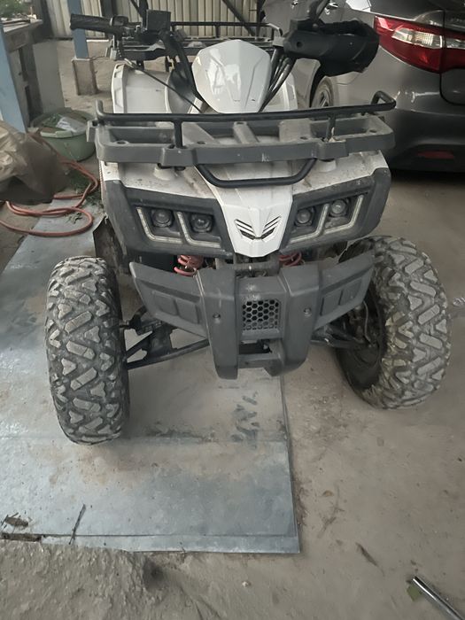 Продам квадроцикл spider200
