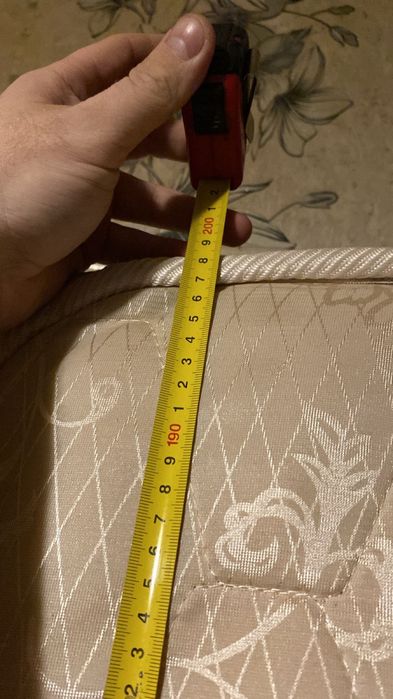 Кровать продам в хорошом состояние