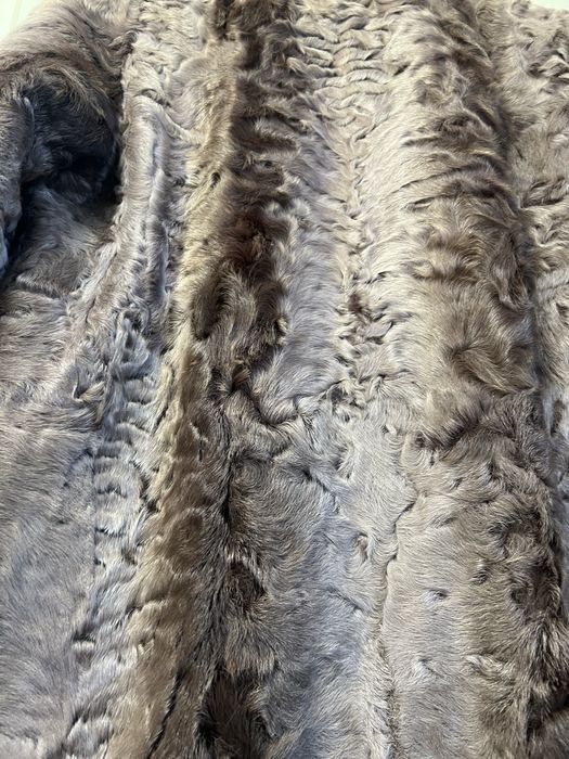 Haina din blana naturala