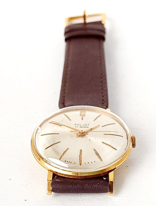 Poljot 17 jewels cal. 2409 - мъжки механичен часовник с ръчно навиване