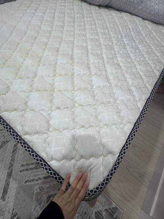 Матрас двухспальный 180/200
