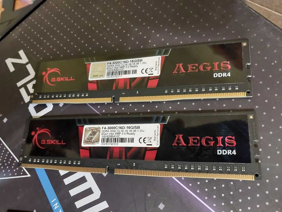 16GB DDR4 3000Mhz - RAM памет