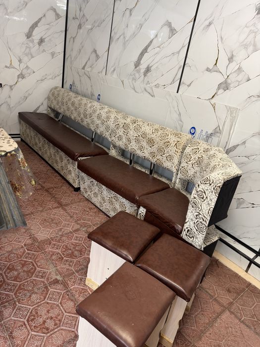 Ковры телевизор угалок диван