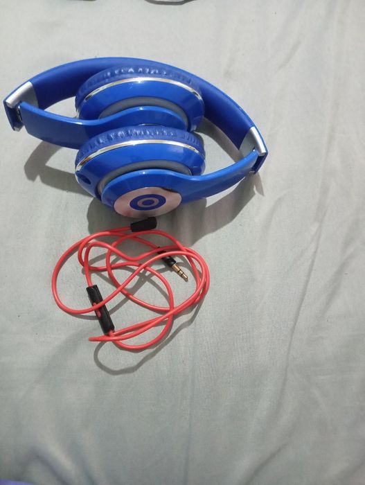 Vând căști stare perfecta