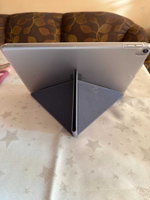 iPad Pro (10.5-inch)