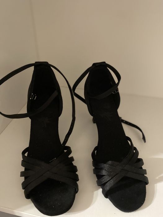 Туфли танцевальные 37 р