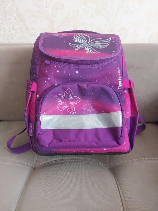 Рюкзаки школьные для девочки