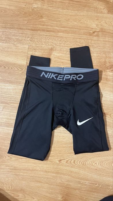 НОВЫЕ Тайтсы Nike Pro оригинальные .S