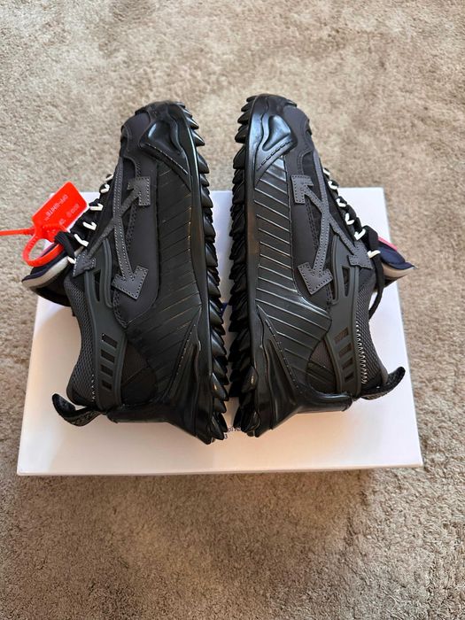 Off-White Odsy-1000 Black OW
