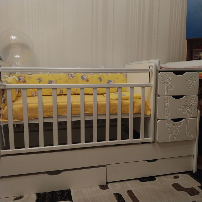 Продам детскую кроватку