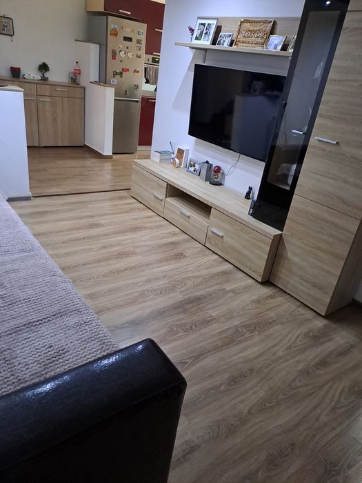 NU LUCREZ CU AGENTII!!! Persoana Fizica Vand Ap 3 camere 72,5 mp Hipodrom III Sibiu