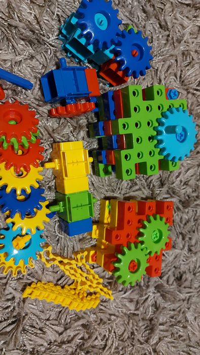 Joc construcție montessori, dezvoltare motricitate