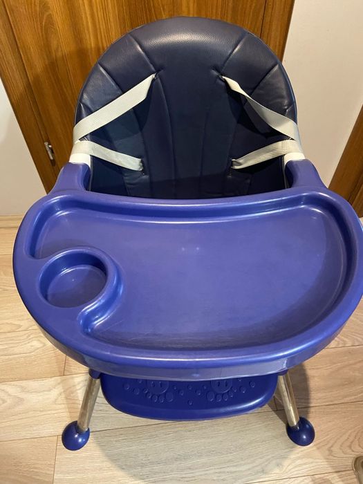 Scaun de masa bebe