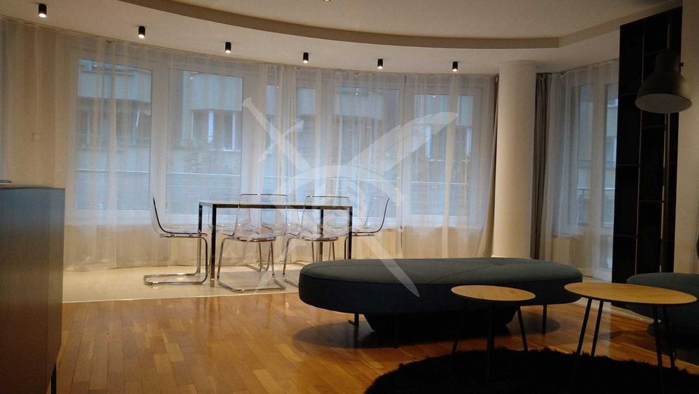 Дава се под наем Четиристаен апартамент в София, Хладилника - 150 кв.м за 1595.79 € - Снимка #1