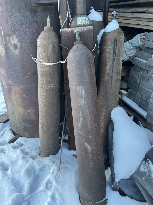 Продам кислородный баллон