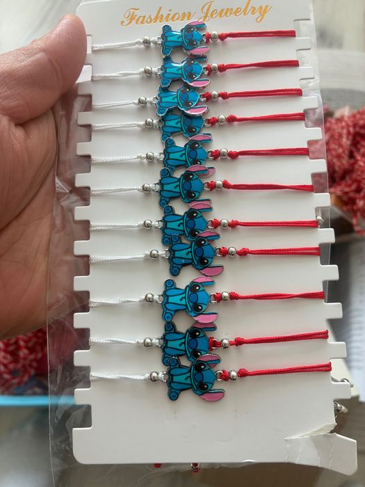 Евтини мартеници на едро