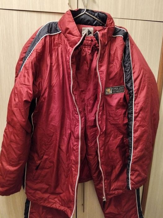 Спортивный костюм фирменный