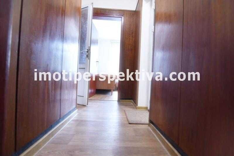 Продава се Тристаен апартамент в Пловдив, Кючук Париж - 100 кв.м за 2300 €/кв.м - Снимка #12