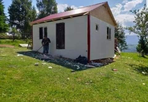 Vand casuta 2.9*6.1m