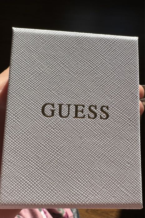 Оригинални обеци GUESS