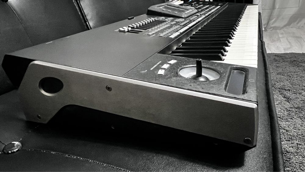 Korg pa3x pro 76 key