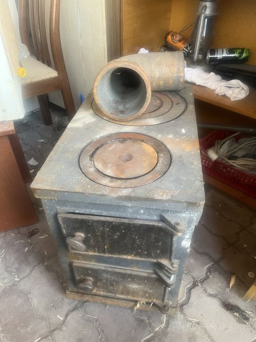 Новый Печь чугунный
