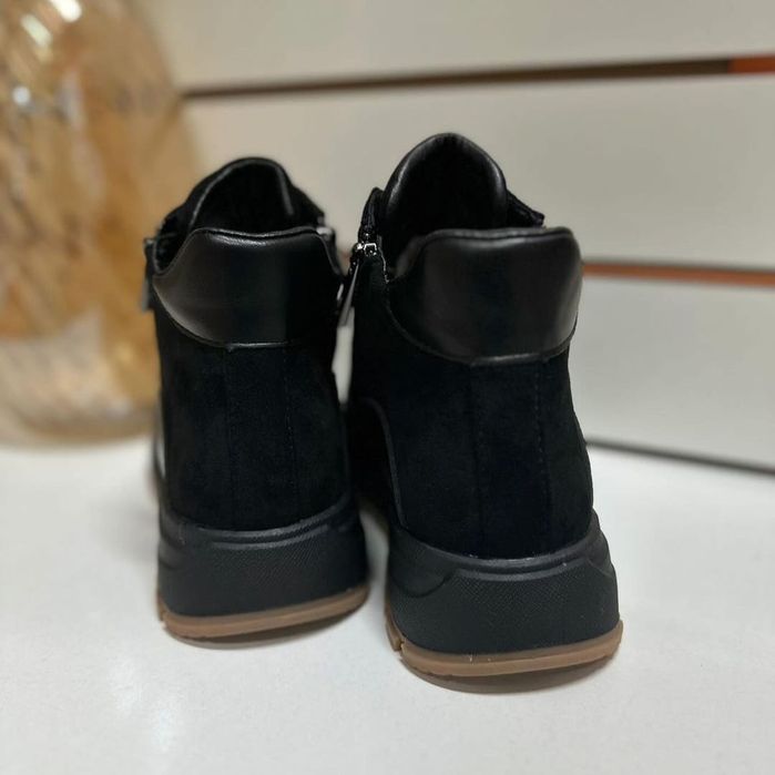 Женские обувь   .