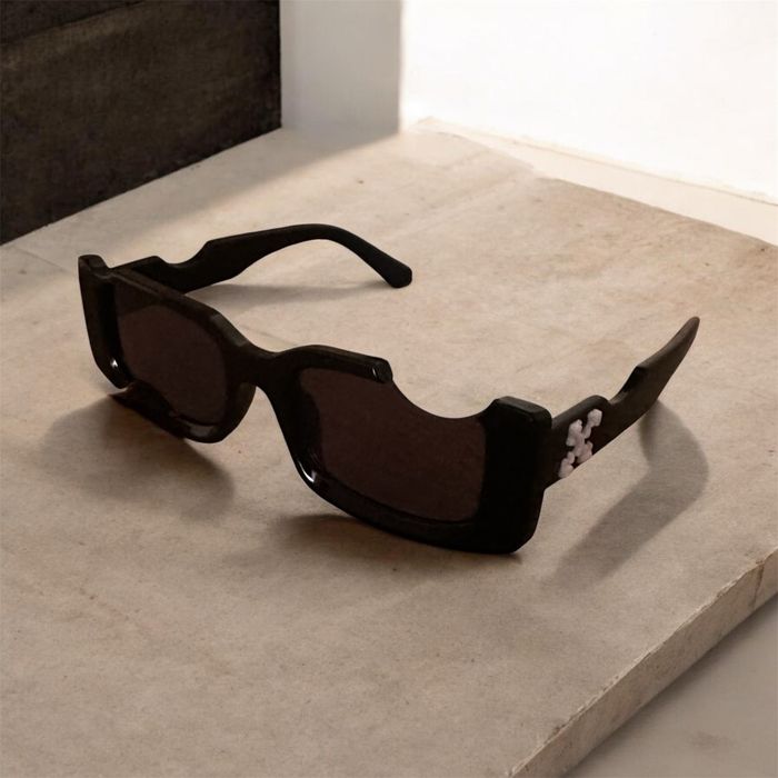 ochelari de soare off white