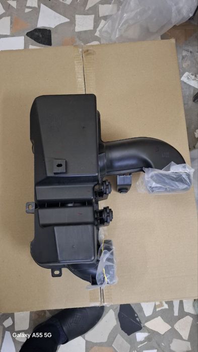 Kia Sonet suv kondisaner radiatorlari shunga doir zapchaslari