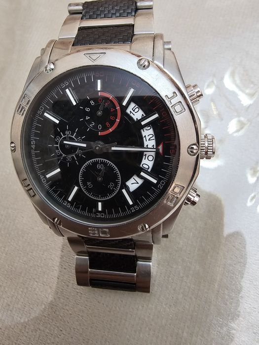 Часы орегинальныи