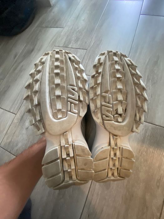 Adidași Fila 37 Gri