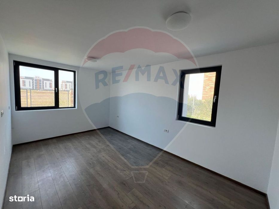 Casă / Vilă 5 camere în zona Nord