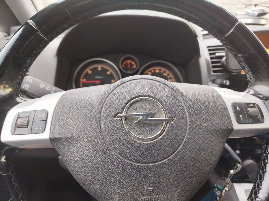 OPEL Zafira 2010 — imagine 5