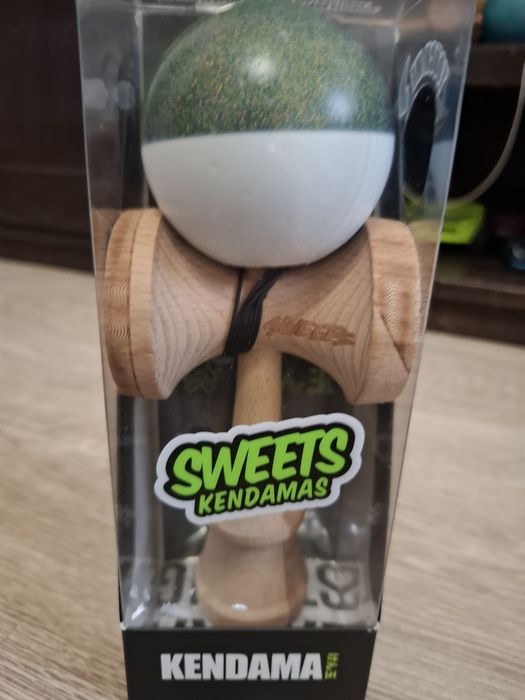 Vand kendama sweets broken shape. Pret negociabil!