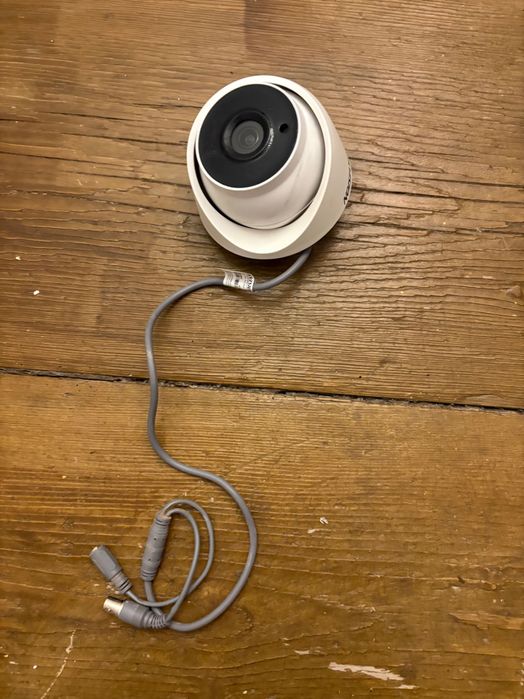 Camera dome Turbo HD 3.0 Hikvision 2 MP IR 20 m DS-2CE56D7T-ITM